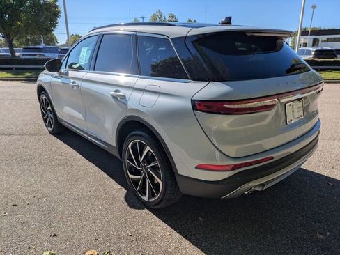 New 2026 Lincoln Corsair Reserve image 10