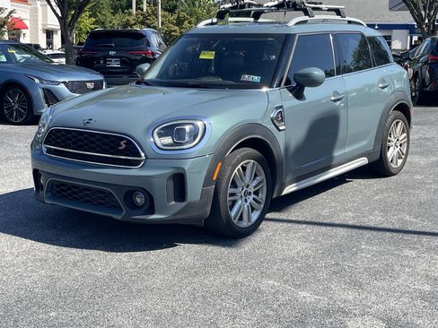 Used 2023 MINI Cooper Countryman S FWD image 2