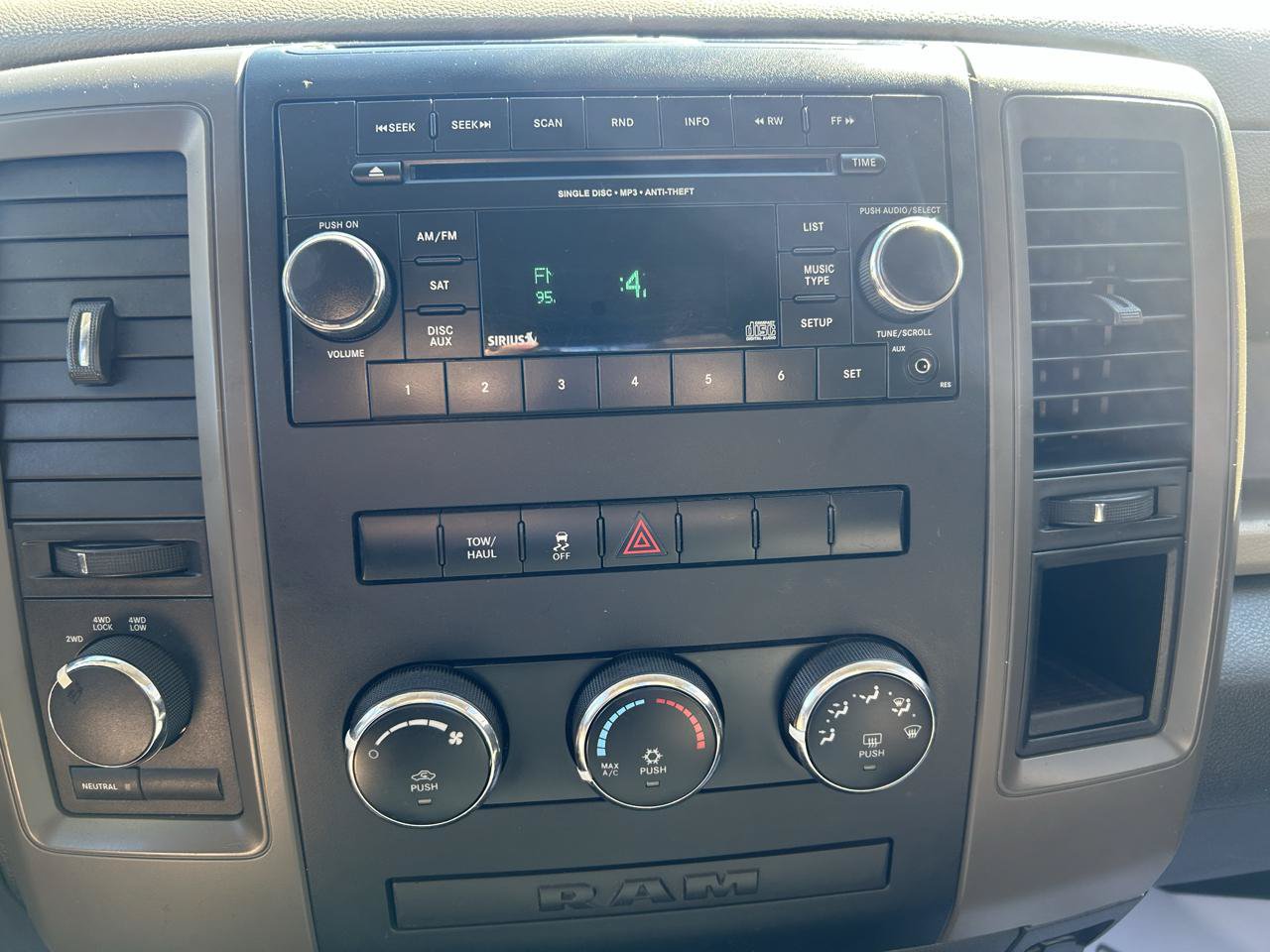 Used 2012 RAM 1500 ST w/ SXT Appearance Group AWD/4WD image 21