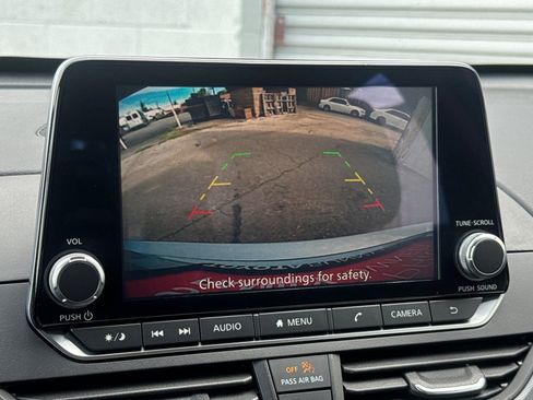 Used 2024 Nissan Altima 2.5 SR image 22