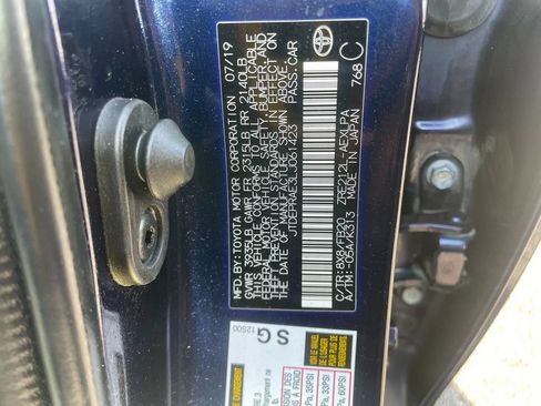 Used 2020 Toyota Corolla LE FWD image 32