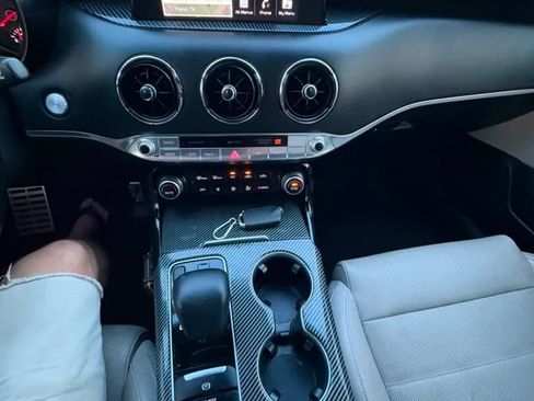Used 2019 Kia Stinger GT2 RWD image 15