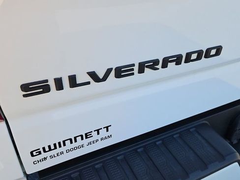 Used 2020 Chevrolet Silverado 1500 Custom w/ Custom Value Package image 26