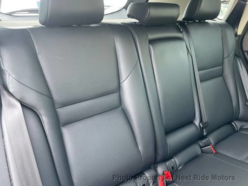 Used 2023 Nissan Rogue SV w/ SV Premium B Package FWD image 14
