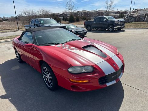 Used 2002 Chevrolet Camaro Z28 w/ SS Performance/Appearance Pkg image 4