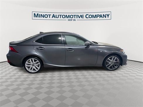 Used 2015 Lexus IS 250 image 9