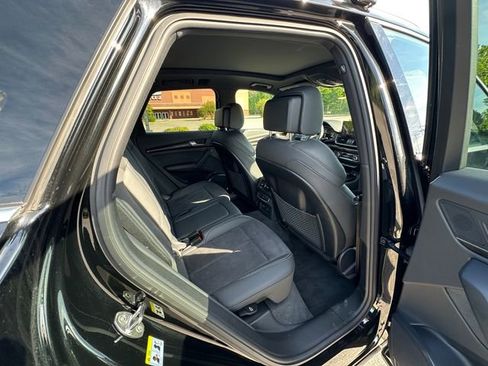 Used 2022 Audi SQ5 Premium Plus AWD/4WD image 17