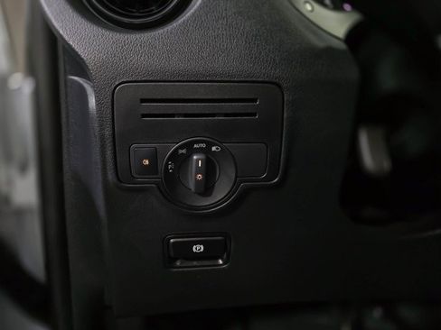 Used 2022 Mercedes-Benz Metris image 25