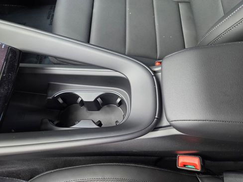 New 2026 Porsche Macan Electric image 23