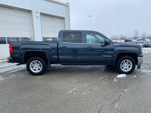 Used 2018 GMC Sierra 1500 SLE w/ SLE Value Package image 2