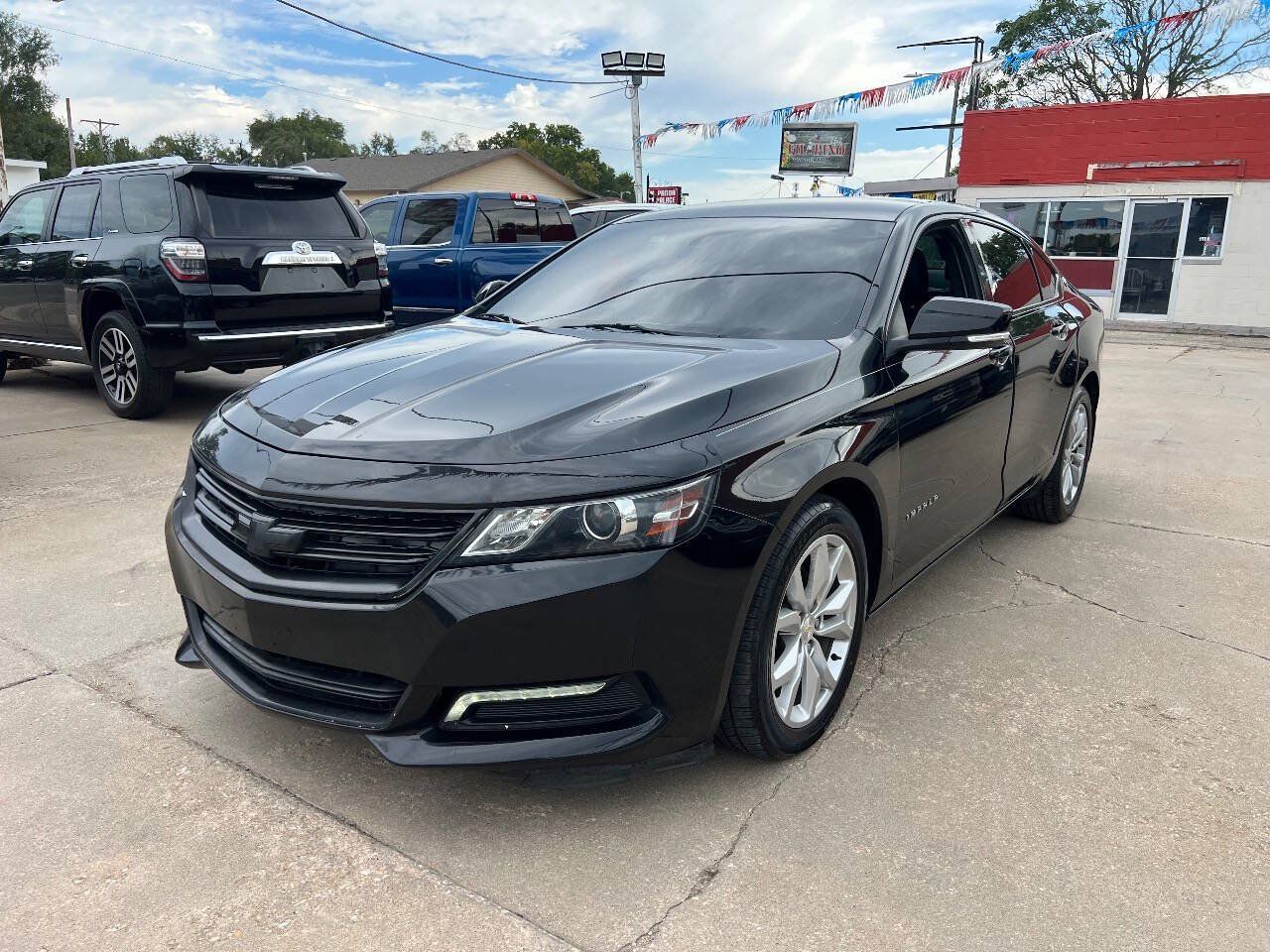 Used 2019 Chevrolet Impala LT FWD image 3