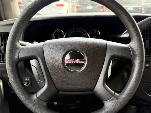 Used 2019 GMC Savana 3500 LS RWD image 12