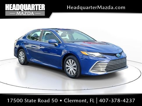 Used 2023 Toyota Camry LE image 1