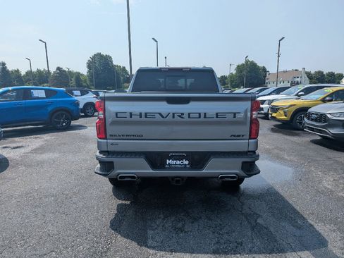 Used 2025 Chevrolet Silverado 1500 RST AWD/4WD image 7