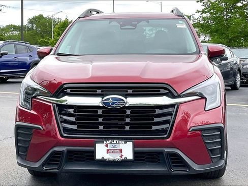 Certified 2025 Subaru Ascent Premium AWD/4WD image 2