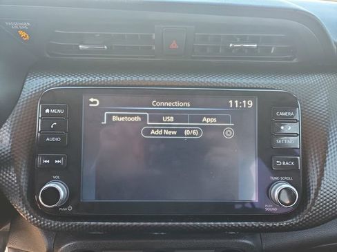 Used 2023 Nissan Kicks SV image 23