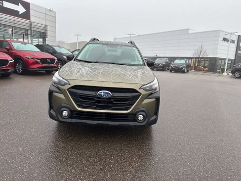 Used 2023 Subaru Outback Onyx Edition w/ Popular Package #2 image 2