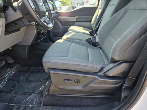 Used 2024 Ford F150 XLT RWD image 11