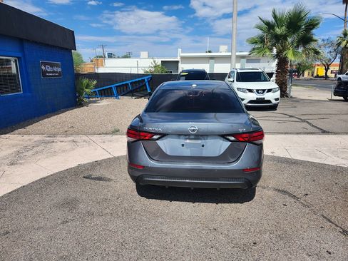 Used 2021 Nissan Sentra SV FWD image 12