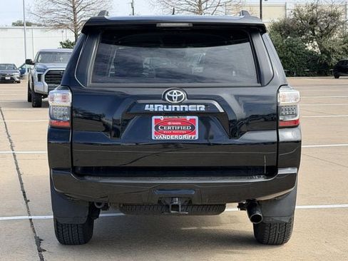 Certified 2022 Toyota 4Runner SR5 Premium image 5