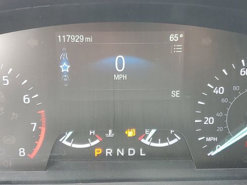 Used 2023 Ford Explorer 4WD w/ Class IV Trailer Tow Package image 15