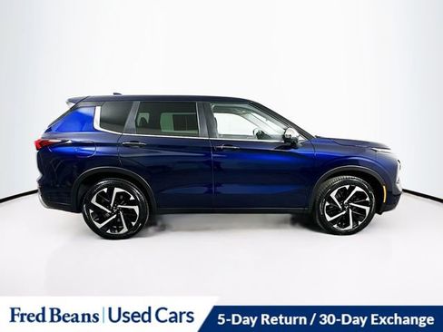 Used 2022 Mitsubishi Outlander SE image 9
