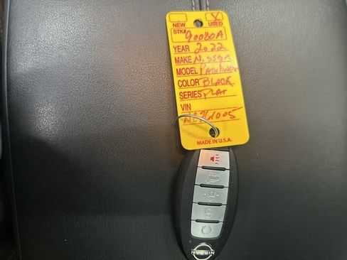 Used 2022 Nissan Pathfinder Platinum w/ Cargo Package AWD/4WD image 18