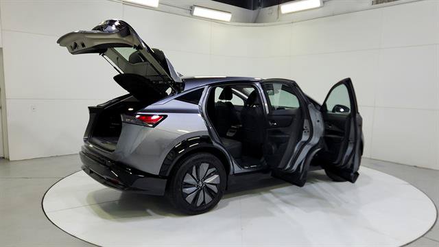 Certified 2024 Nissan Ariya AWD image 32