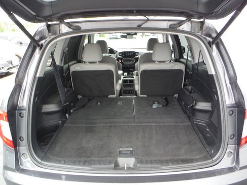 Used 2019 Honda Pilot Touring image 39