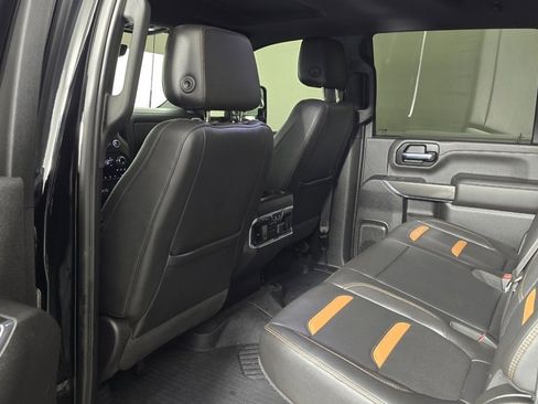Used 2020 GMC Sierra 2500 AT4 w/ AT4 Premium Package image 12
