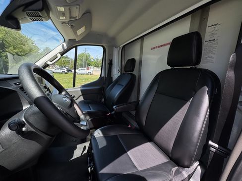 Used 2023 Ford Transit 350 DRW RWD image 11