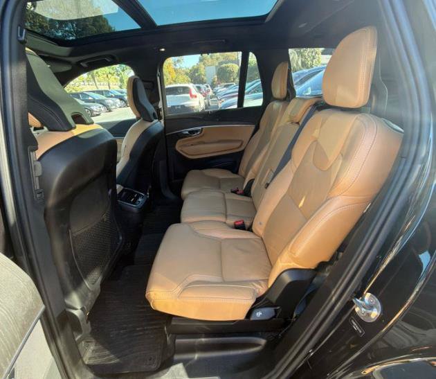 Used 2024 Volvo XC90 B6 Ultimate w/ Protection Package Premier AWD/4WD image 9