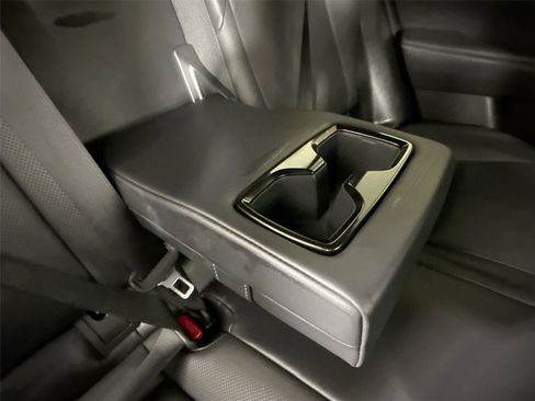 Used 2025 Toyota Crown Signia image 55