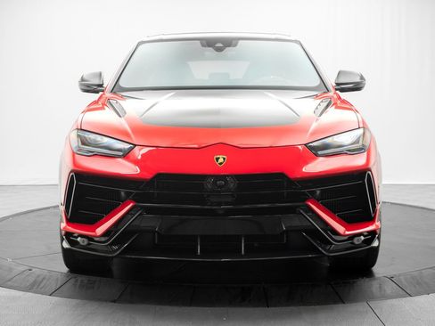 Used 2024 Lamborghini Urus Performante AWD/4WD image 2