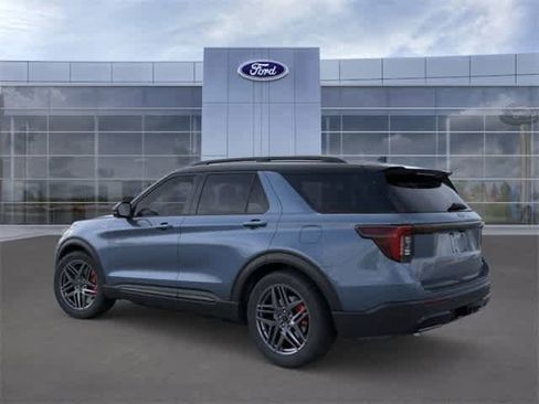 New 2025 Ford Explorer ST-Line w/ Premium Package image 4