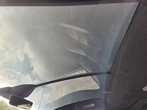 Used 2023 Tesla Model X Plaid image 23