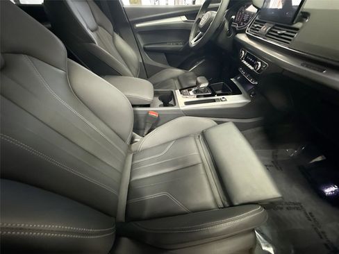 Certified 2025 Audi Q5 2.0T Premium AWD/4WD image 30