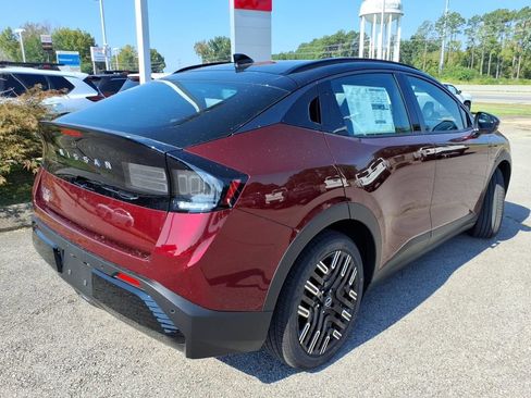 New 2026 Nissan Leaf Platinum+ FWD image 3