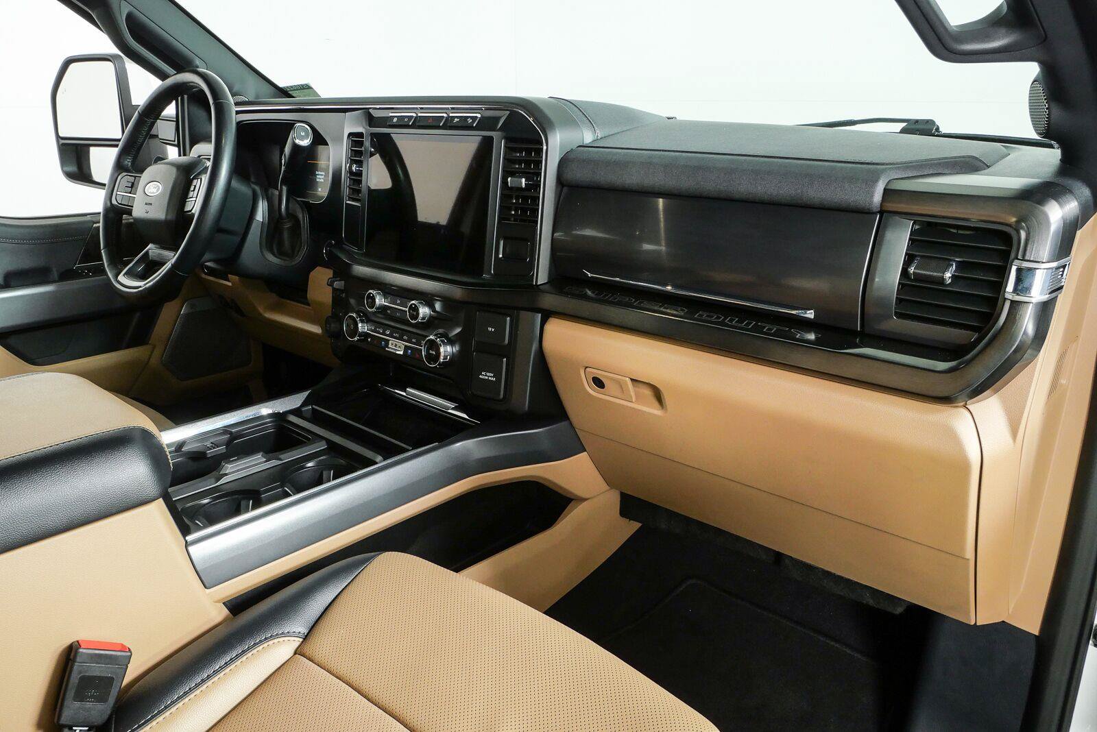 Used 2024 Ford F250 Lariat w/ Chrome Package AWD/4WD image 24