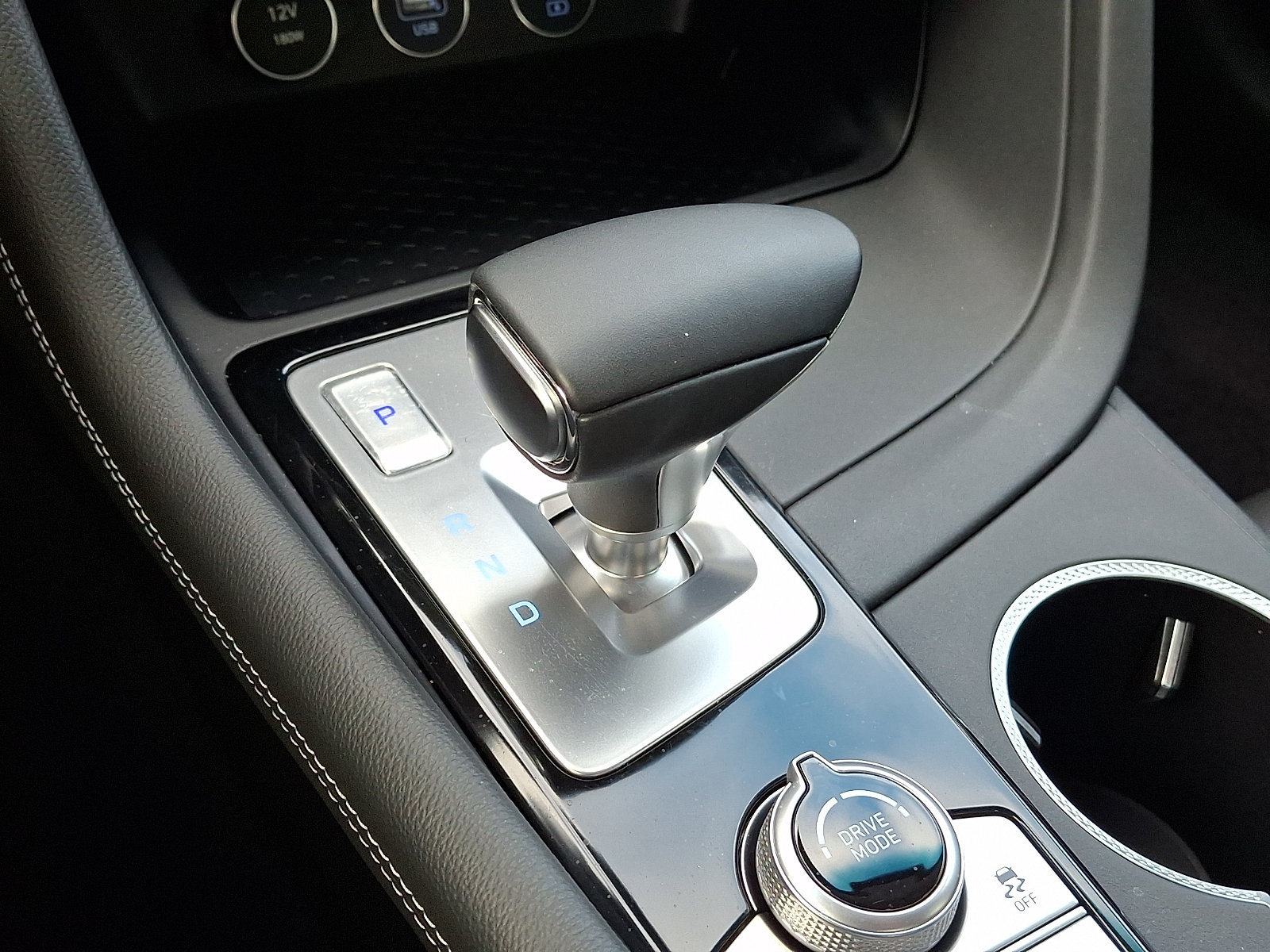 Used 2026 Genesis G70 2.5T AWD/4WD image 14