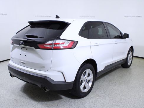 Used 2019 Ford Edge SE image 7