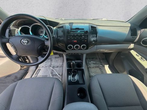 Used 2011 Toyota Tacoma 2WD Access Cab w/ Convenience Pkg image 12