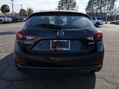 Used 2018 MAZDA MAZDA3 Touring FWD image 5