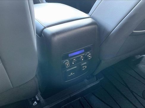 Used 2021 Buick Enclave Premium w/ Sun and Sites Package FWD image 11