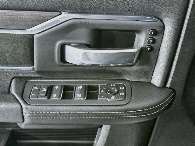 Used 2026 RAM 2500 Laramie AWD/4WD image 19