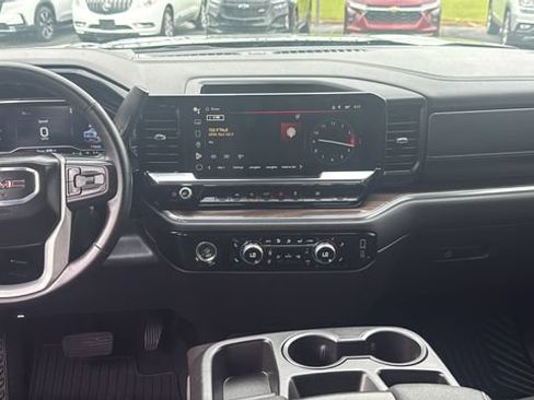 Used 2024 GMC Sierra 1500 Elevation AWD/4WD image 25