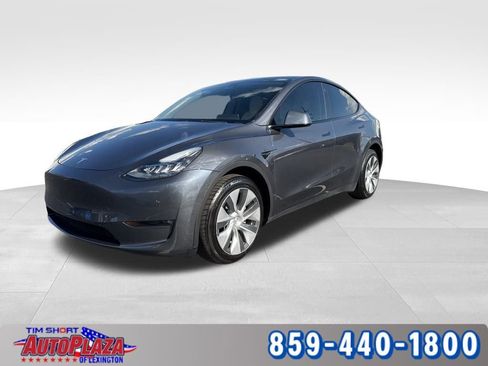 Used 2023 Tesla Model Y Long Range image 1