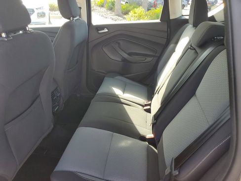 Used 2018 Ford C-MAX SE w/ Cold Weather Package image 15