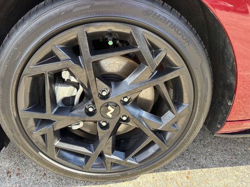 Used 2025 Hyundai Elantra N Line image 10