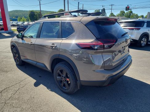 New 2026 Nissan Rogue SV AWD/4WD image 6